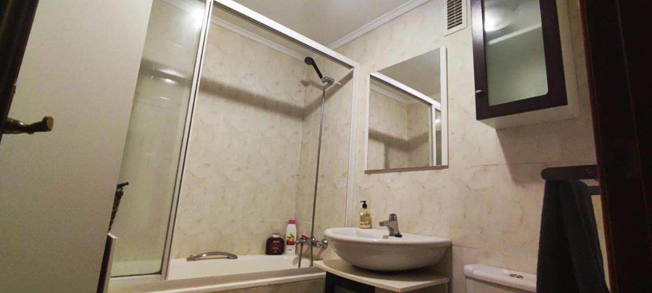 Nala House, Acogedor,Bien Comunicado,Aparcamiento Gratis En La Calle Bilbao Dış mekan fotoğraf